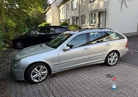 Mercedes-Benz C 180 T Kompressor Automatik Avantgarde