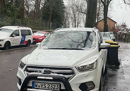 Ford Kuga 1.5 EcoBoost 2x4 Trend