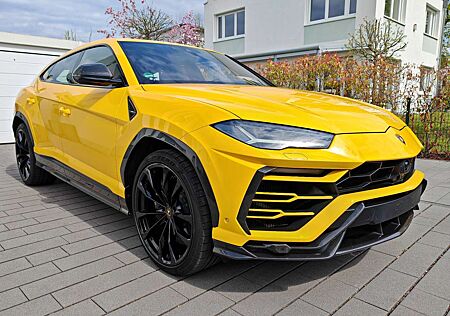 Lamborghini Urus Voll/Carbon/23" Alu/Netto EU possible