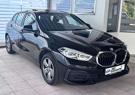 BMW 118 i Aut. PANO Kamera HiFi LED Unfallfrei