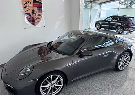 Porsche 992 Carrera - 21 Zoll - Vollleder- P- Approved