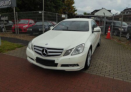 Mercedes-Benz E 200 Coupe CGI BlueEfficiency/ Automatik/ TOP!!