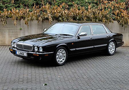 Jaguar Daimler V8 l Super