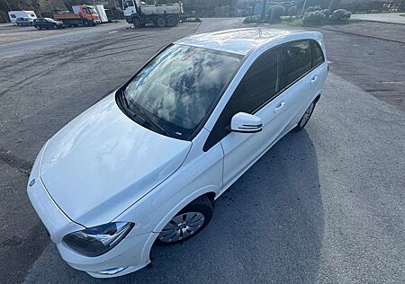 Mercedes-Benz B Electric Drive B250 E, 2.Hd., 88TKM., gute Ausstattung