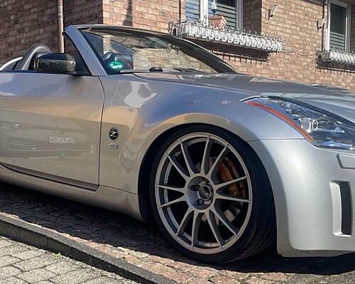 Nissan 350Z 350 Z Roadster Premium Pack