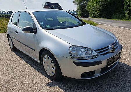 VW Golf Volkswagen Trendline