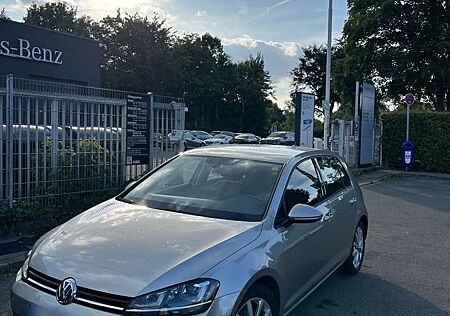 VW Golf Volkswagen Highline BMT