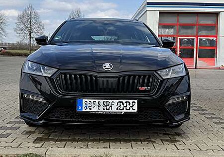 Skoda Octavia Combi 2.0 TDI DSG RS Plus