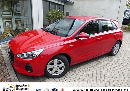 Hyundai i30 1,4 Pure 1 Hand Top Zustand Garantie