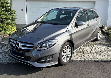 Mercedes-Benz B 180 (CDI) d 7G-DCT Style