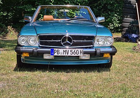 Mercedes-Benz SL 560