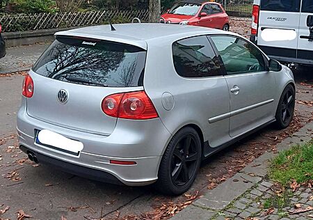 VW Golf GTI Volkswagen Golf 2.0 GTI