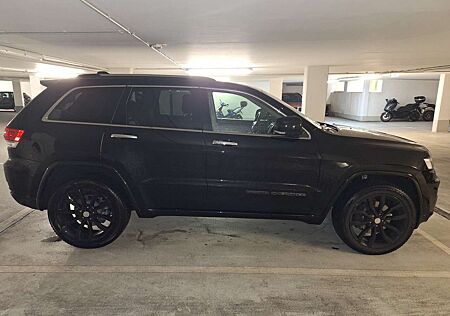 Jeep Grand Cherokee 3.0 V6 Multijet 4WD Automatik Overland