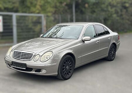 Mercedes-Benz E 320 Leder*Navi*BiXenon*Shz*PDC*GEPFLEGT