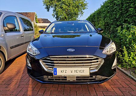 Ford Focus Cool und Connect S/S, Anhängerkupplug