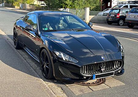 Maserati GranTurismo Sport 460 PS