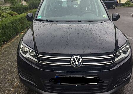 VW Tiguan Volkswagen 1.4 TSI BlueMotion Technology CityScape