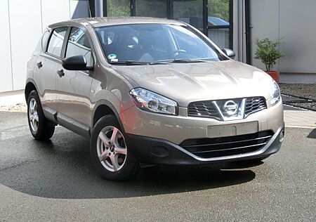 Nissan Qashqai 1.6l Acenta / Klimaanlage, Tel., ZV mit FB, LMF