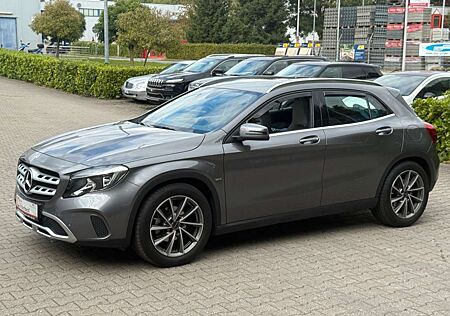 Mercedes-Benz GLA 180 Garantie* nur 33.000 km* TÜV Neu*