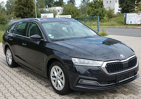 Skoda Octavia Combi First Edition2.0TDI DSG LED Navi