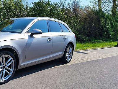 Audi A4 Avant 2.0 TDI S tronic Standheizung Zahnr.gew