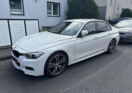 BMW 330e 330 3er Hybrid PlugIn iPerformance M Sport