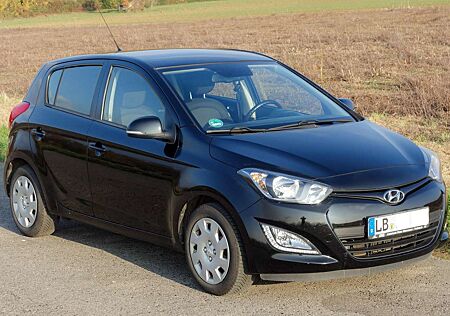 Hyundai i20 5-Türer 1.4 Automatik Trend