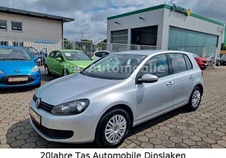 VW Golf Volkswagen 1.6 TDI DPF BMT "Lückenlos Scheckheft"1.Hand
