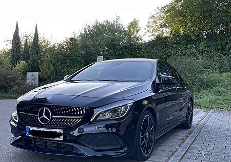 Mercedes-Benz CLA 200 AMG Line
