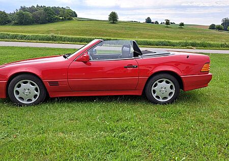 Mercedes-Benz SL 300 gepflegtes Cabrio
