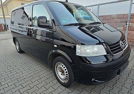 VW T5 Transporter Volkswagen Bus Multivan Startline 6Sitze