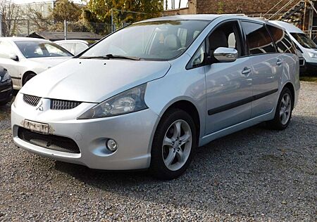 Mitsubishi Grandis 2.4 Intense/6Sitzer