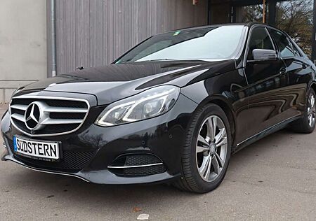 Mercedes-Benz E 350 4Matic Avantgarde LED RFK Navi Schiebedach