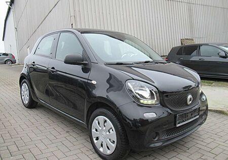 Smart ForFour Basis 52kW -Klimaaut.-Tempomat-Scheckheft-2.Hand