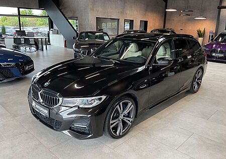BMW 330 i xDrive M Sport Laser Head-Up Pano