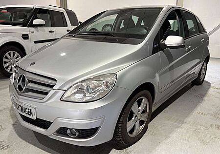 Mercedes-Benz B 180 *Klima*AHK*Sitzheizung*