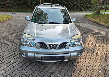 Nissan X-Trail Sport*TOP*NEU TÜV*GEWAHR*