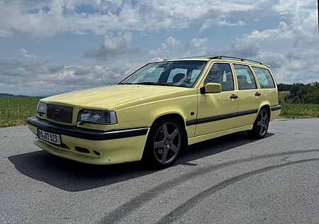 Volvo 850 T-5R Merkurgelb T-Gul Cream Yellow