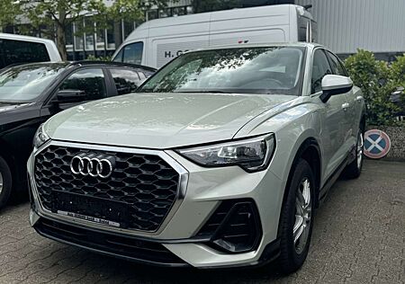 Audi Q3 45 TFSIe Sportback S tronic Virtual Cockpit