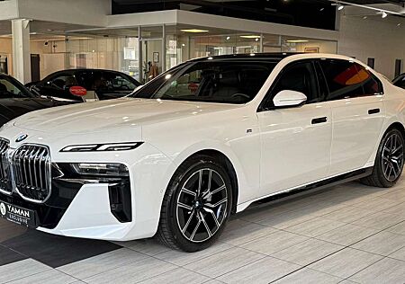 BMW 740 d xD M Sport*SkyLounge*StHzg*B&W*Experience