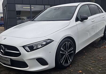 Mercedes-Benz A 180 Edition NIGHT Paket LED Ambiente AUT