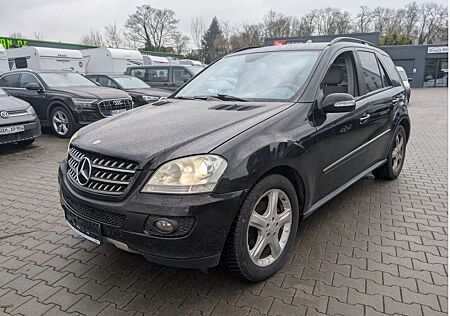 Mercedes-Benz ML 320 CDI Sport Paket*Navi*AHK*3,5T*Xenon*