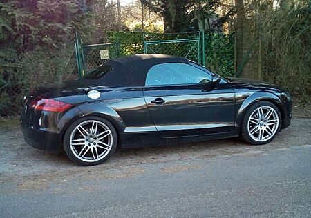 Audi TT Roadster 2.0 TFSI