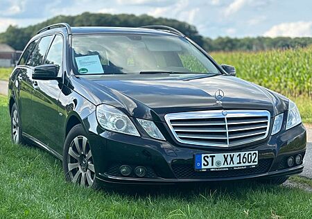 Mercedes-Benz E 220 E-Klasse T-Modell Diesel T CDI DPF BlueEFFICIENCY