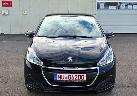 Peugeot 208 1.2 Active PureTech 82 *NAVI*Touchscreen*Eu6