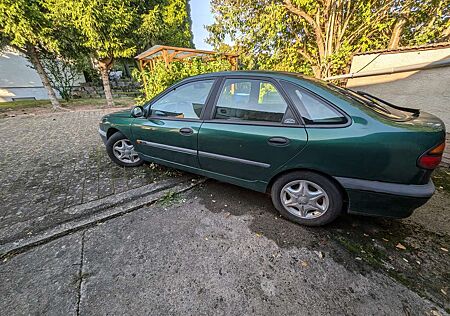 Renault Laguna 1.8 16V Edition