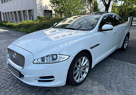 Jaguar XJ Premium Luxury
