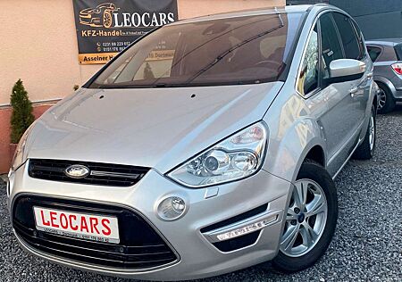 Ford S-Max Titanium 7 Sitzer Panorama Leder Navi