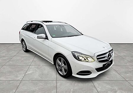 Mercedes-Benz E 200 T-Modell*FACELIFT*2.Hd*Pano*T-Leder*PDC*