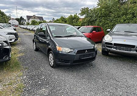 Mitsubishi Colt Inform